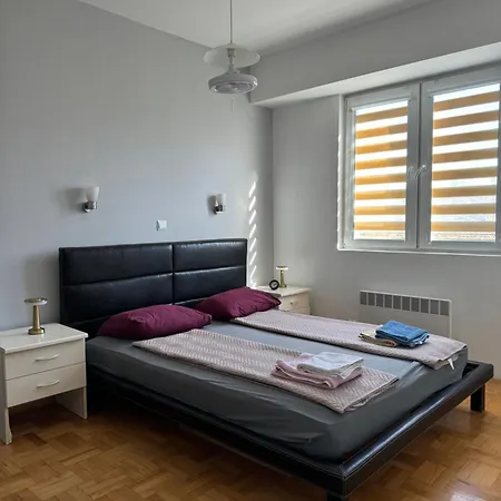 Апартаменты Bus Station *